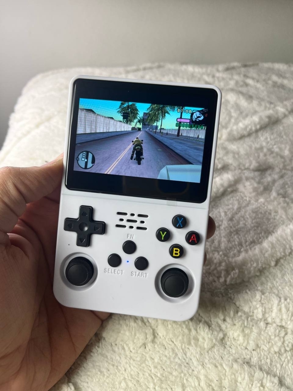 Portable Handheld Game Console - Picture 4 of 8